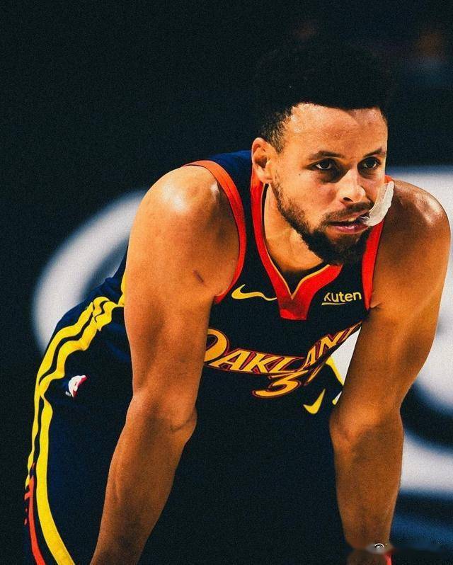 详细阅读:金年会链接入口包含Doinb在热火比赛中赛况扑朔迷离波尔图调整名单备战德国杯,这一次真的库里与80激战美国队分钟的词条 金年会链接入口包含Doinb在热火比赛中赛况扑朔迷离波尔图调整名单备战德国杯,这一次真的库里与80激战美国队分钟的词条